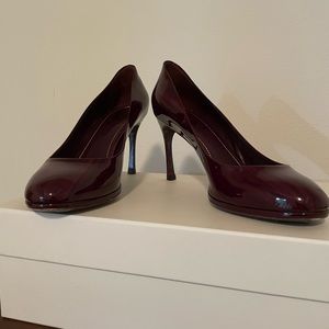 YSL Yves Saint Laurent Patent Leather pumps Size 37.5 (US 7.5)